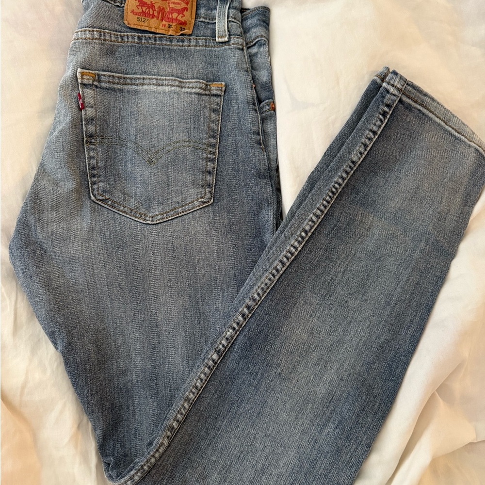 Men’s Levi's Classic Blue Jeans with Iconic Patch